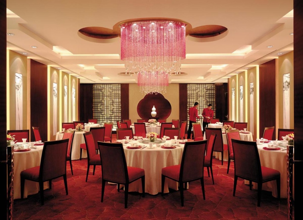 Makati Shangri-La, Manila